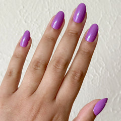 Petal Shimmer - Press-On | Medium | Oval