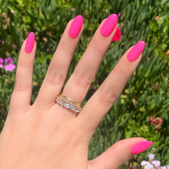 Neon Flamingo | Oval | Medium