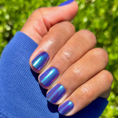 Electric Blue Iridescent Chrome - Press-On | Extra Short | Squoval