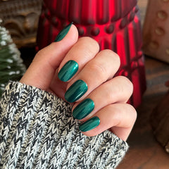 Emerald Velvet - Press-On | Medium | Almond